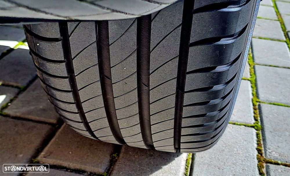 Peugeot 208 1.4 HDi Allure - 19