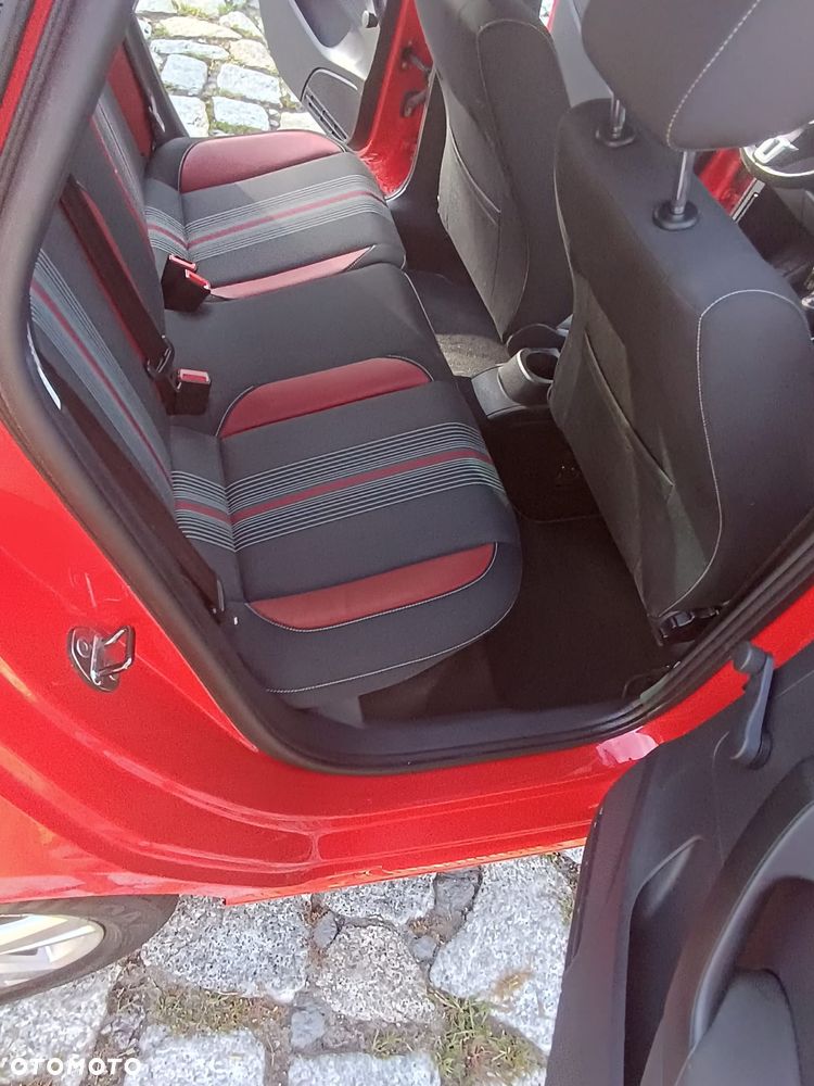 Volkswagen Polo - 18