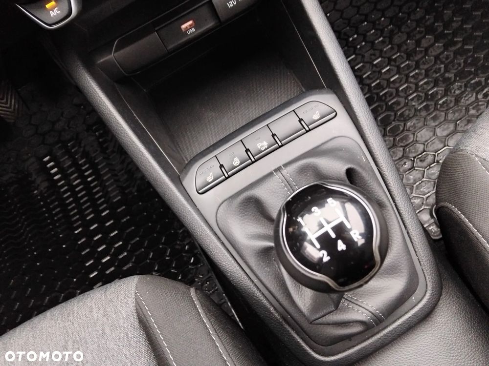 Kia Stonic 1.2 M - 13