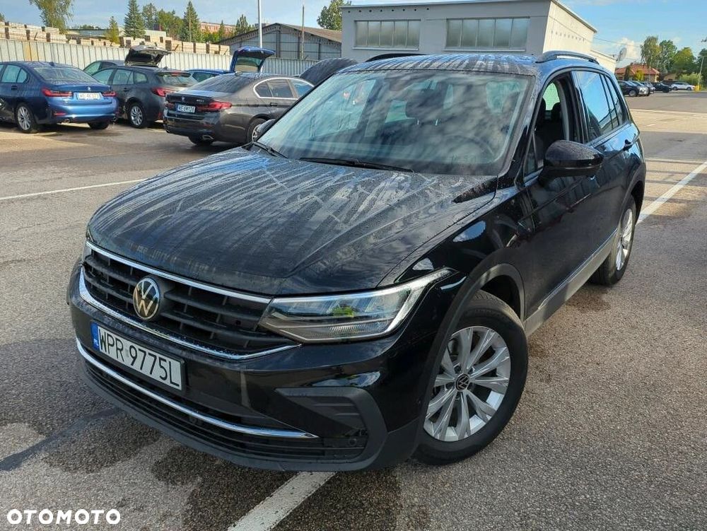 Volkswagen Tiguan - 2