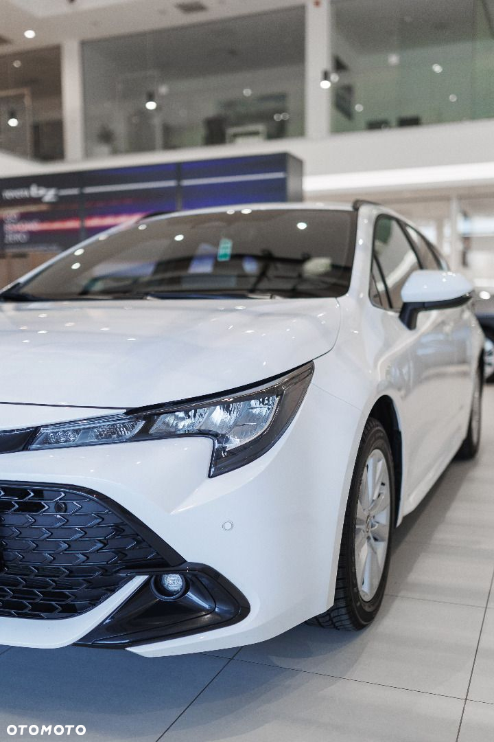 Toyota Corolla - 21