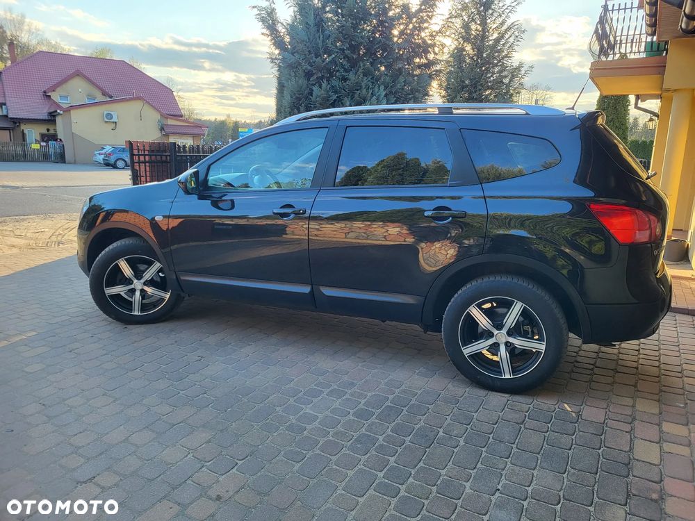 Nissan Qashqai+2 2.0 visia - 2