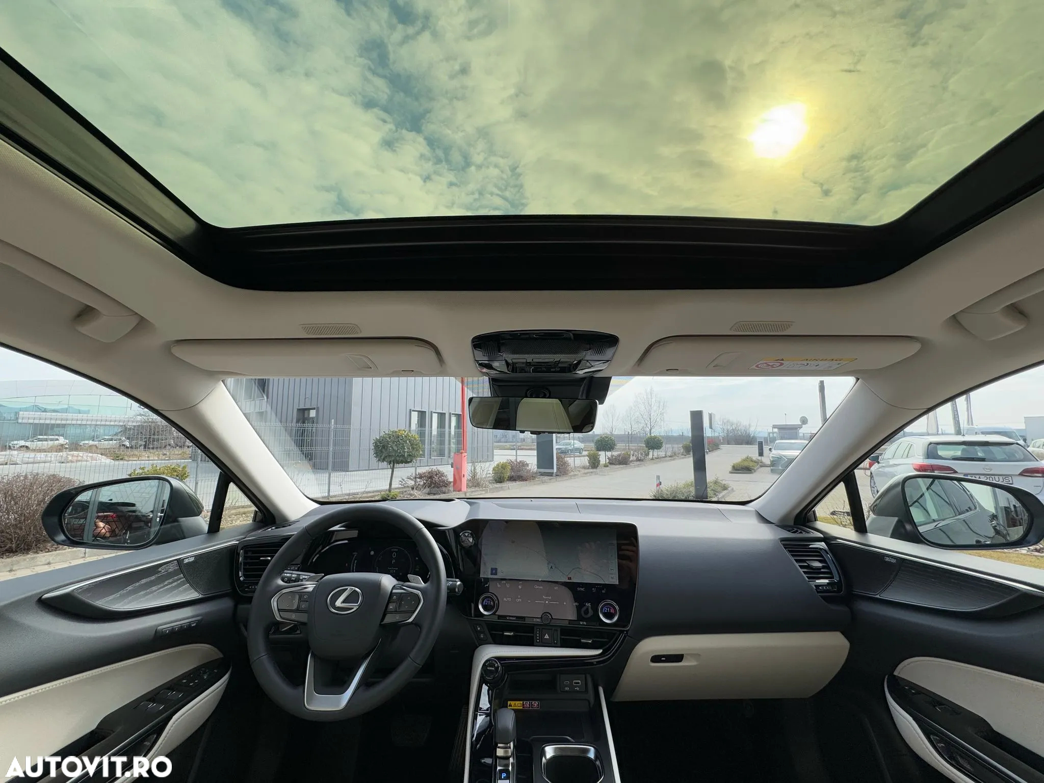 Lexus Seria NX 450h+ AWD CVT PHEV Luxury - 29
