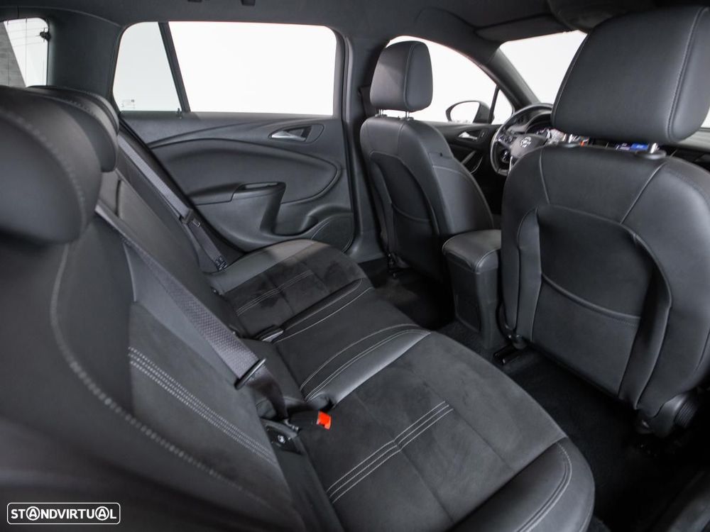 Opel Astra Sports Tourer 1.5 D Ultimate S/S - 11