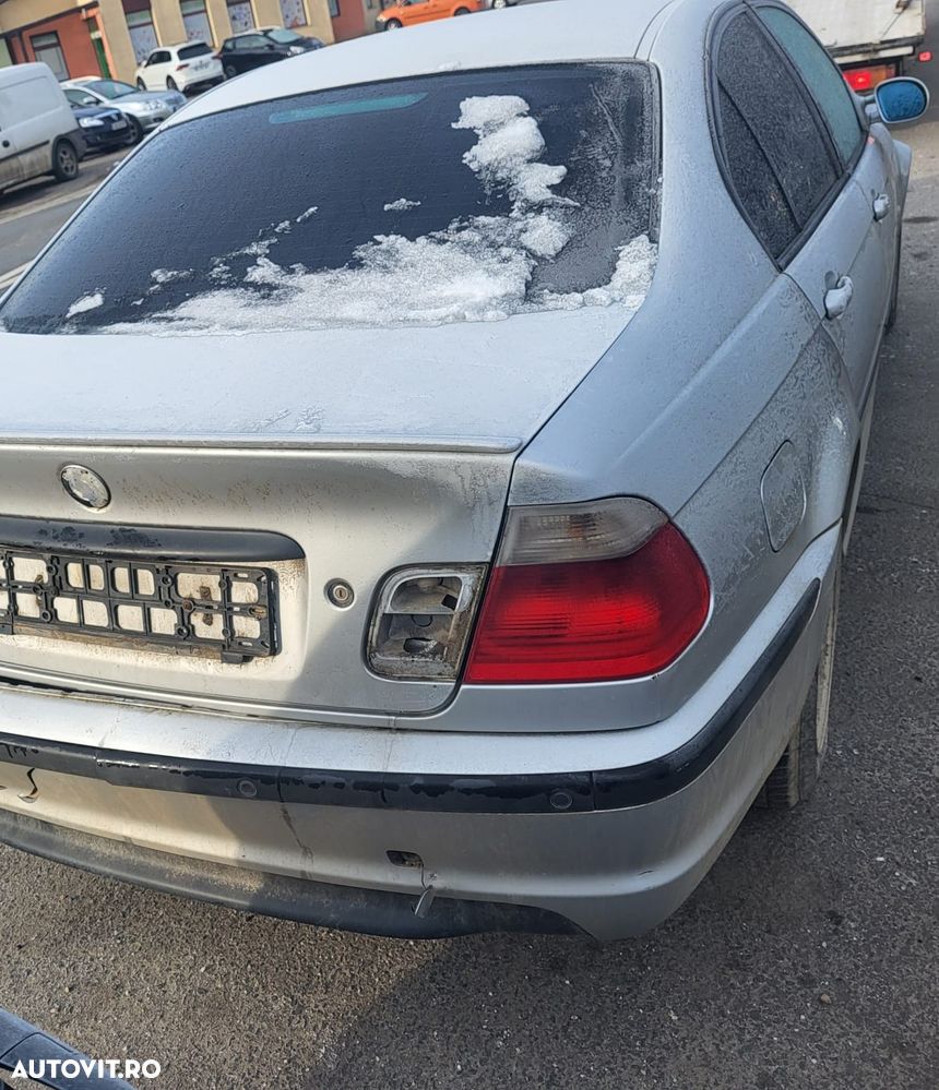 Dezmembram BMW 320 D din 2001 2,0   disel  204d1   Seria 3   136 CP   E46 - 1
