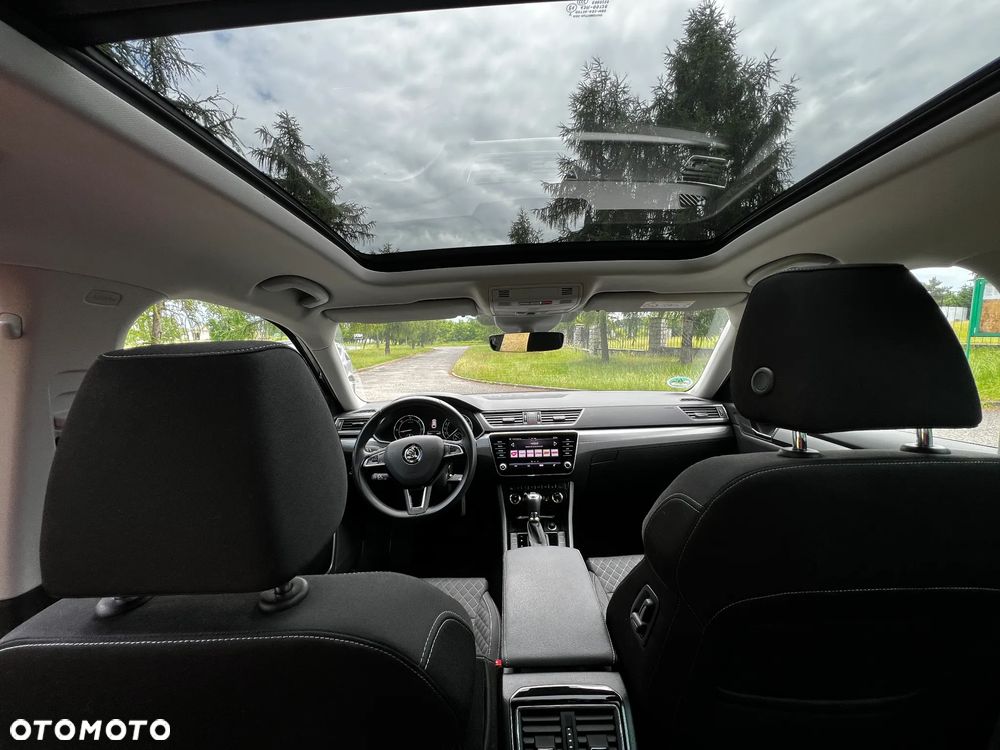 Skoda Superb 2.0 TDI DSG Style - 18