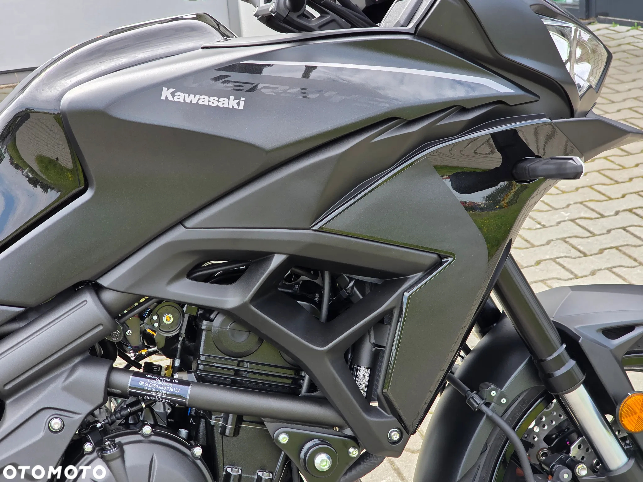 Kawasaki Versys 650 - 12