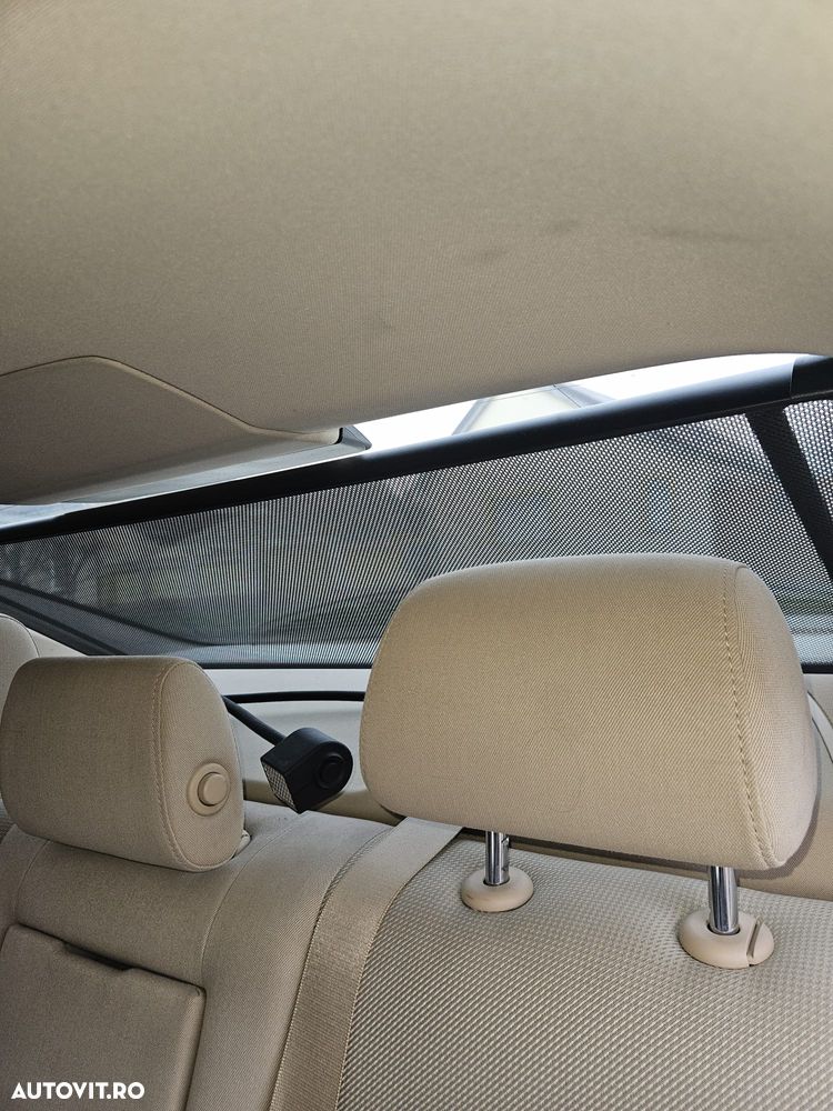 BMW Seria 5 520d - 6