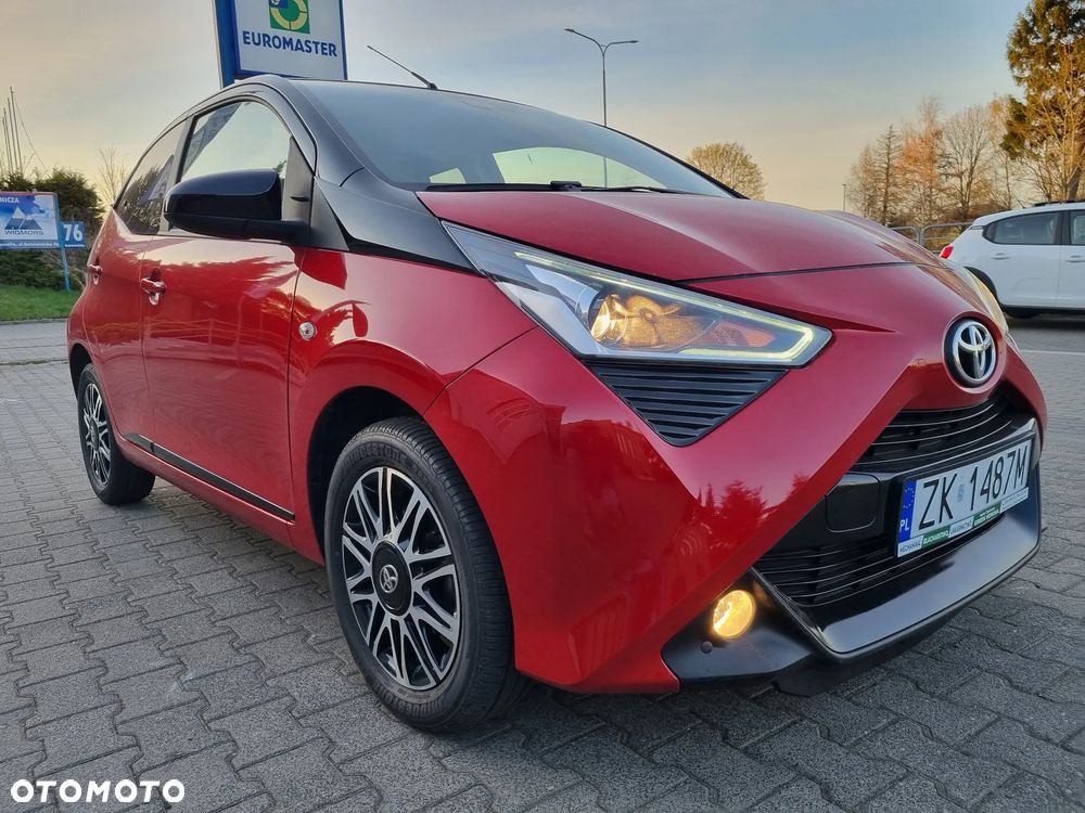 Toyota Aygo x-clusive Style Selection - 2