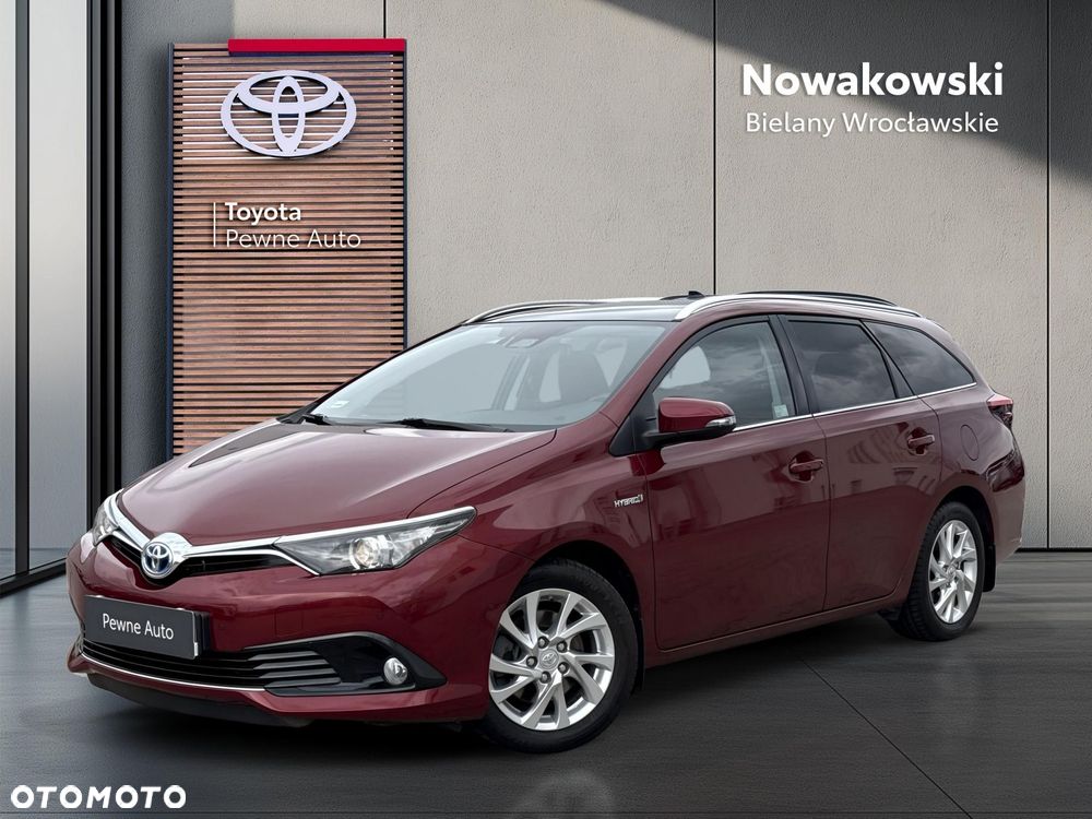 Toyota Auris Hybrid 135 Premium - 1