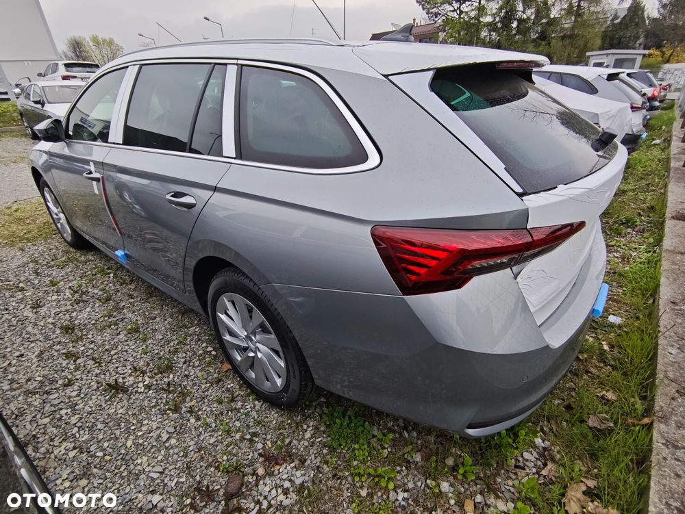 Skoda Octavia 1.5 TSI mHEV Drive Selection DSG - 5