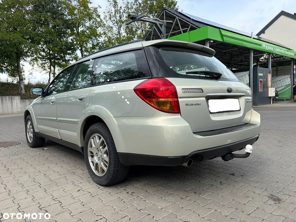 Subaru Outback - 23