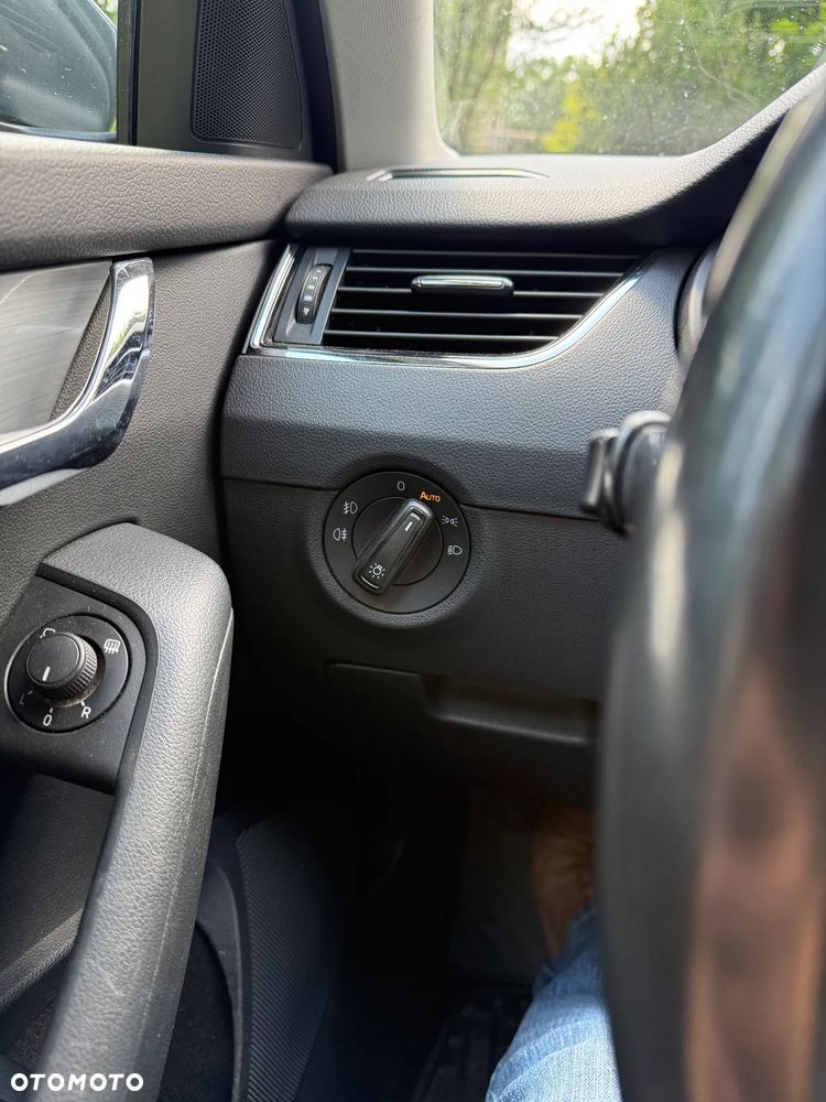 Skoda Octavia 1.6 TDI Ambition - 9