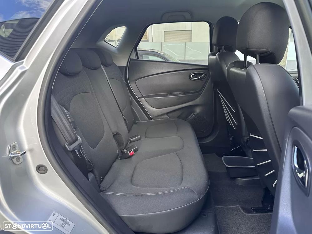 Renault Captur (ENERGY) dCi 90 EDC LIMITED - 46