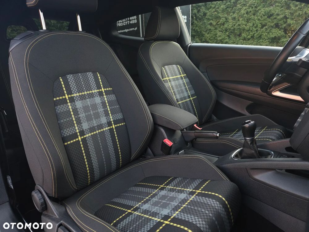 Volkswagen Scirocco 1.4 TSI BlueMotion Technology Club - 22