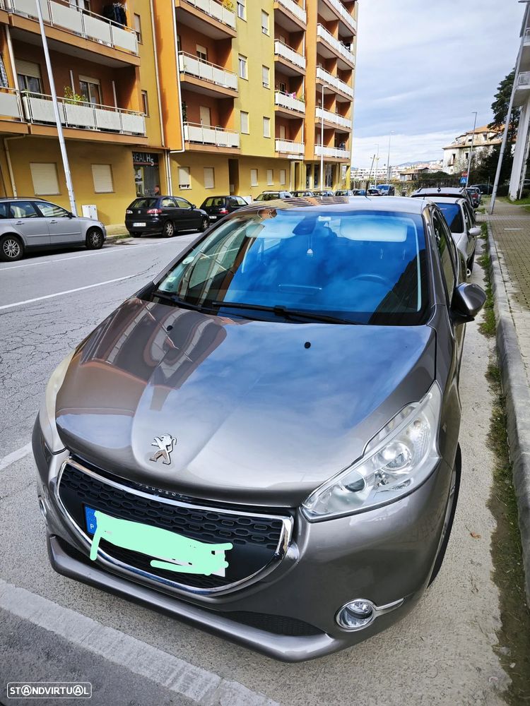 Peugeot 208 e-HDi 92 ETG6 Stop&Start Allure - 1