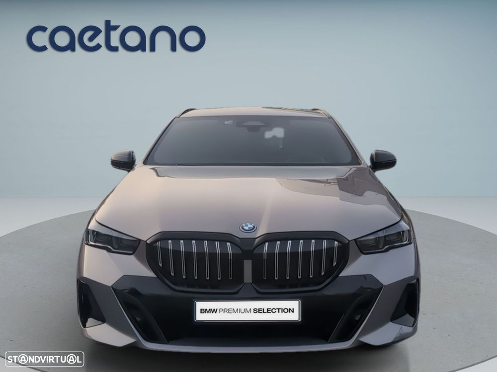 BMW 530 e Pack Desportivo M - 2
