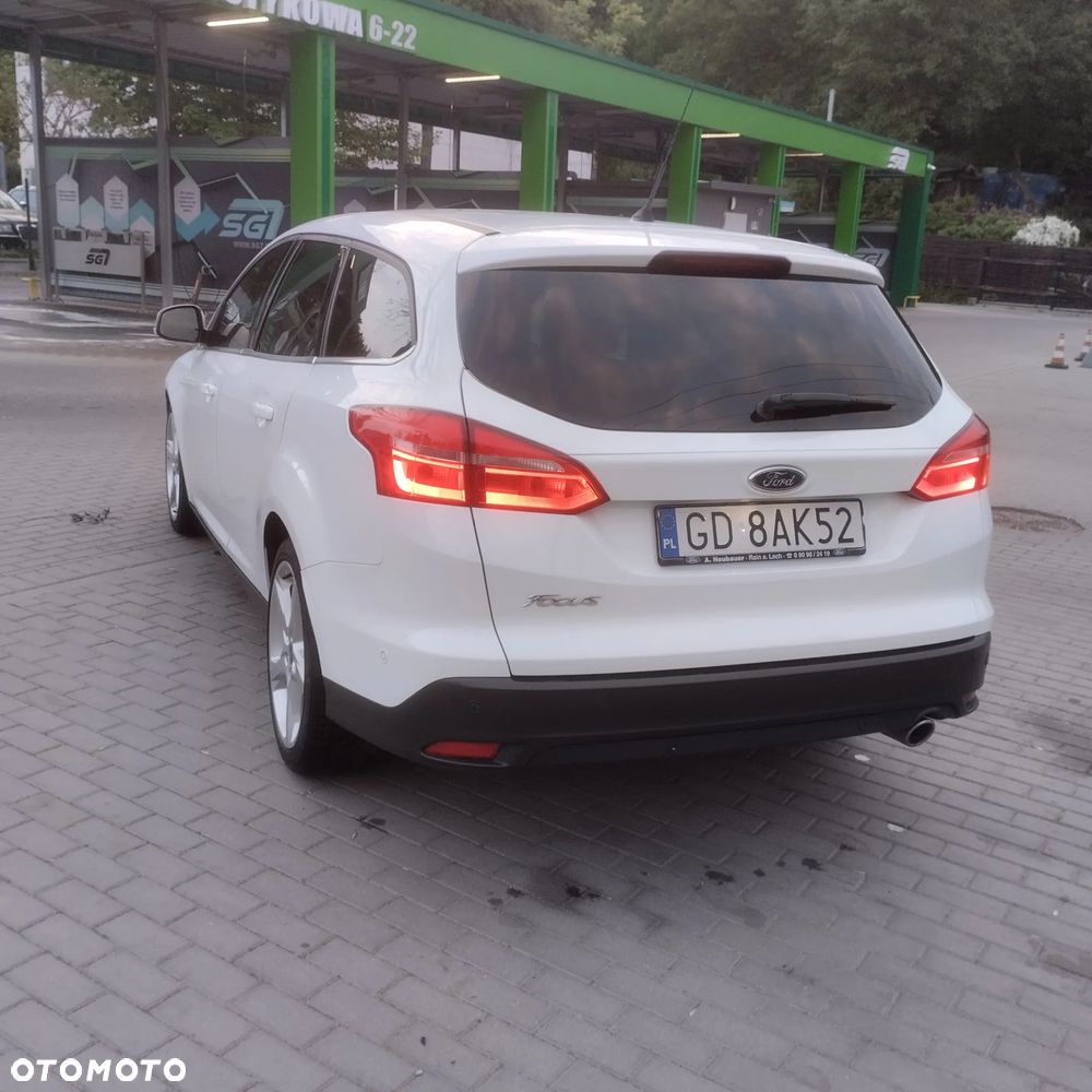 Ford Focus 2.0 TDCi Titanium ASS - 8