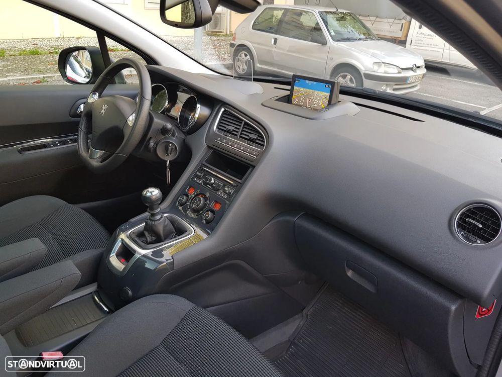 Peugeot 5008 1.6 BlueHDi Allure J17 - 34