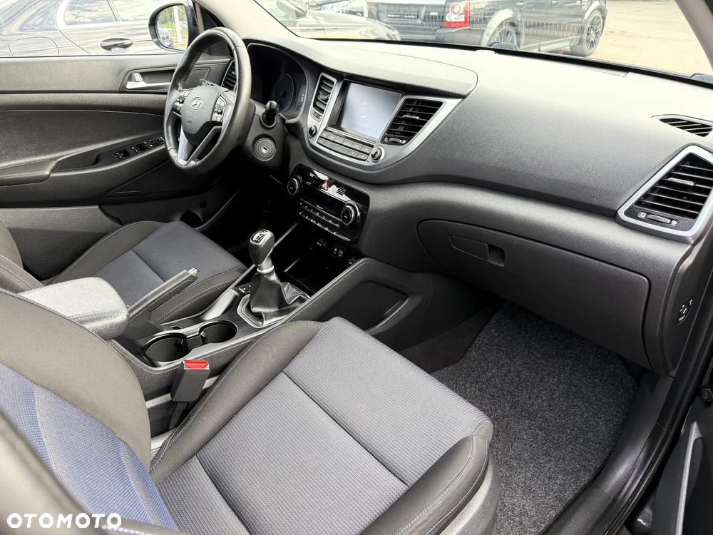 Hyundai Tucson blue 1.7 CRDi 2WD Advantage - 12