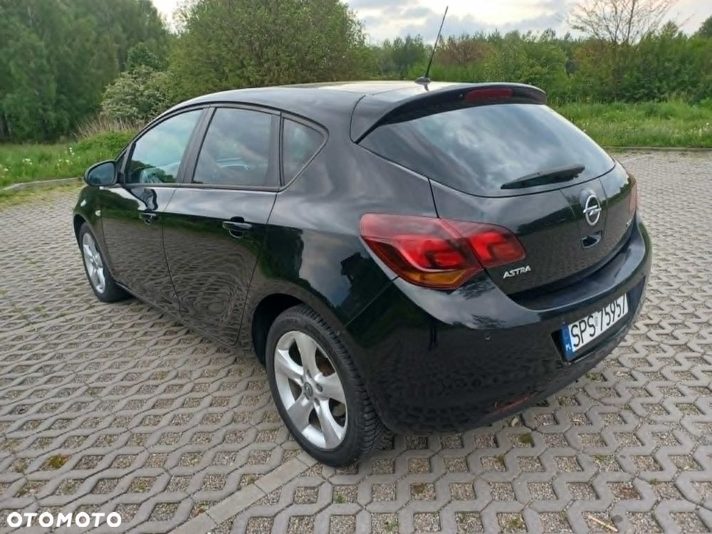 Opel Astra 1.7 CDTI DPF Innovation - 7