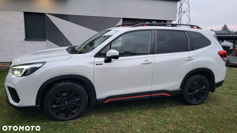 Subaru Forester 2.0 i Exclusive Special (EyeSight) Lineartronic - 1