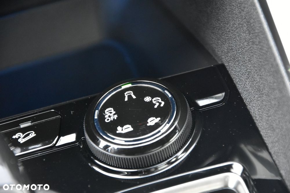 Peugeot 5008 1.6 PureTech GT S&S EAT8 - 27