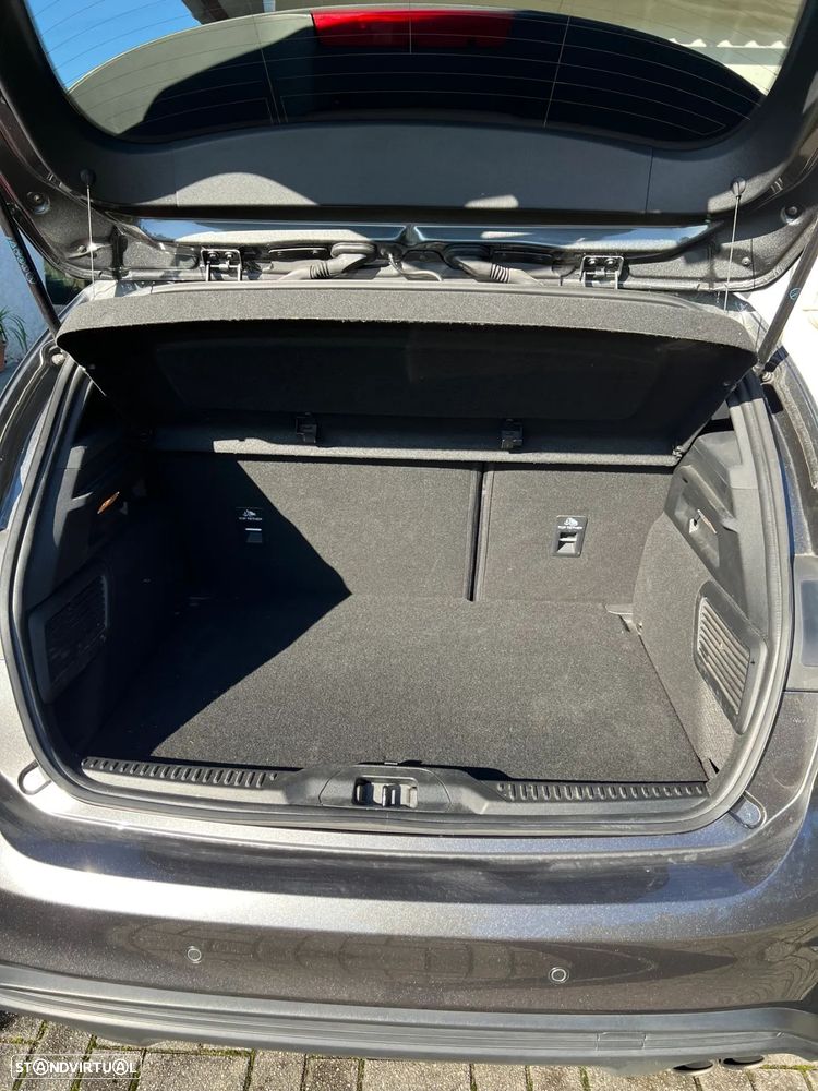 Ford Focus 1.5 TDCi EcoBlue ST-Line - 27