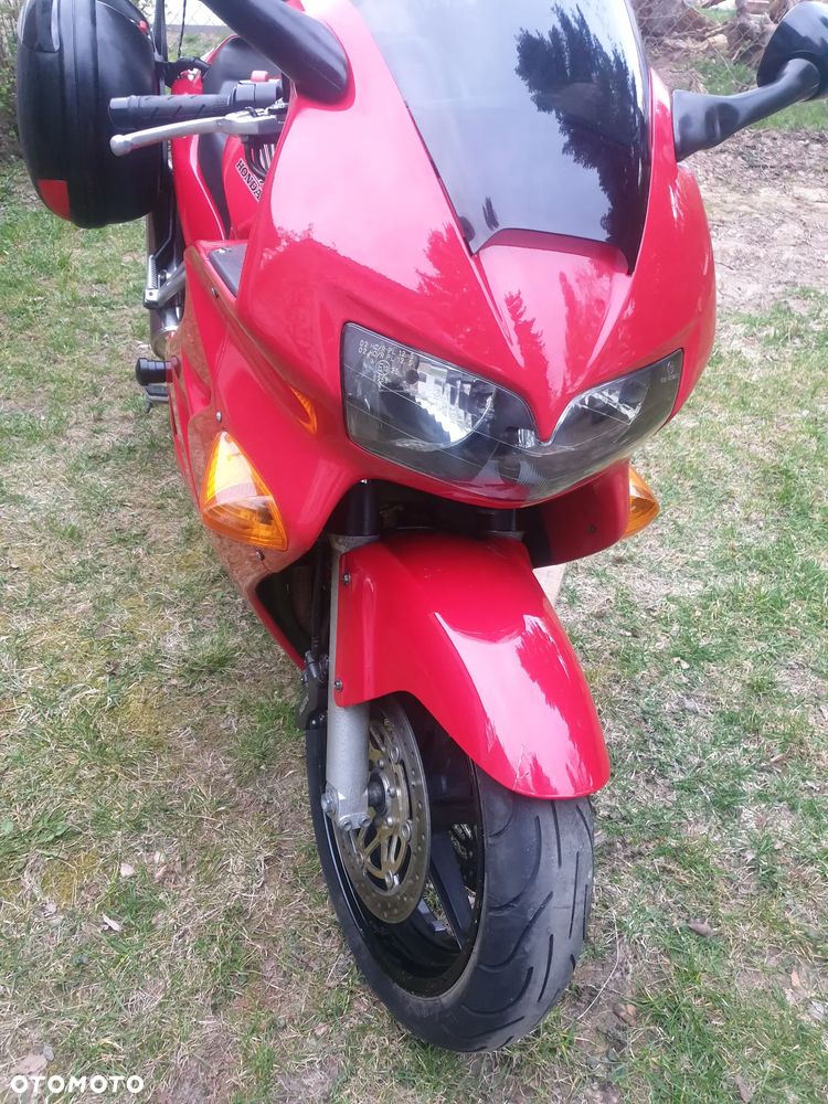 Honda VFR - 10