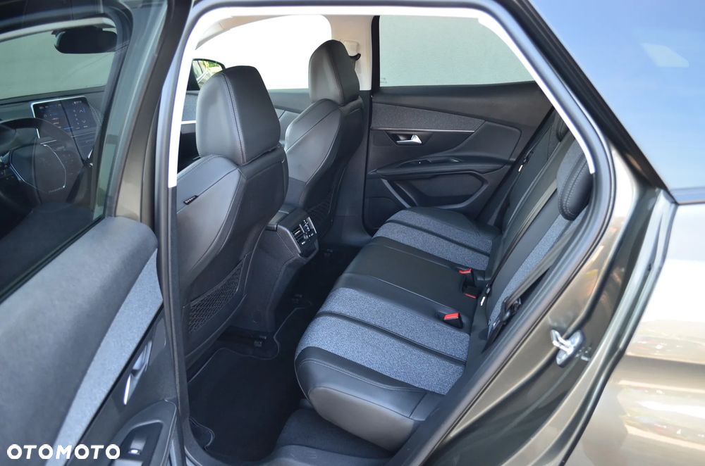 Peugeot 3008 BlueHDi 130 Stop & Start EAT8 Allure - 12