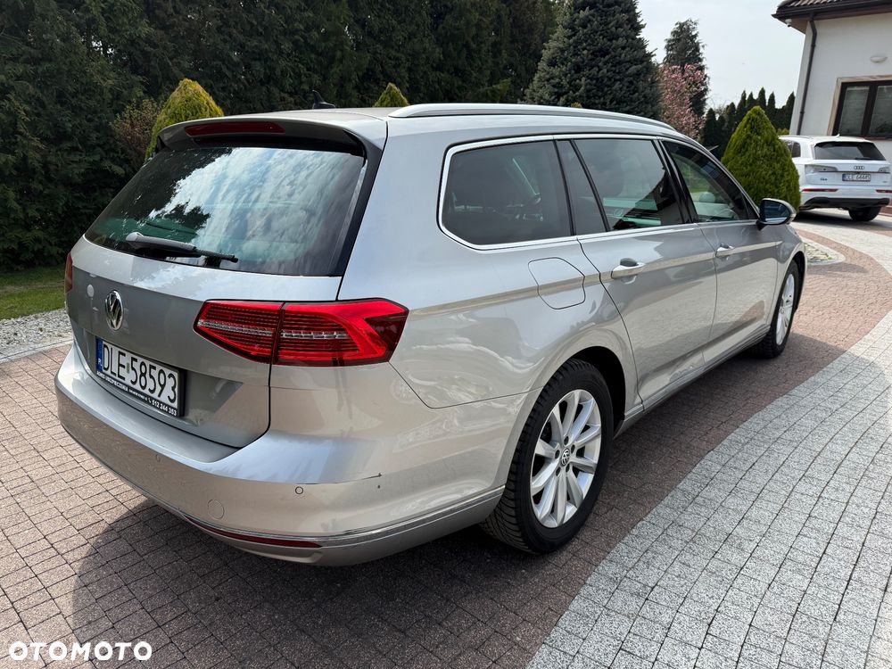 Volkswagen Passat 2.0 TDI (BlueMotion Technology) Highline - 3