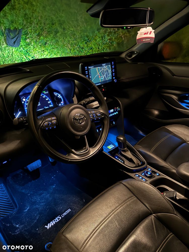Toyota Yaris Cross Hybrid 1.5 Adventure - 15