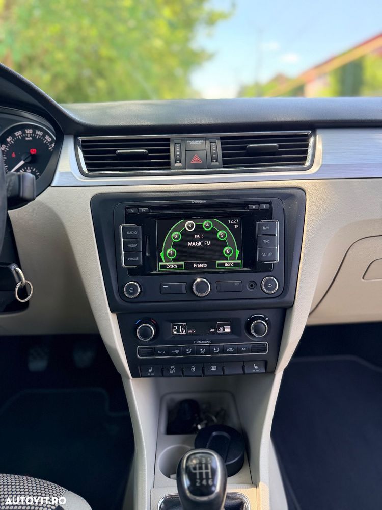 Skoda RAPID 1.2 TSI Ambition - 7