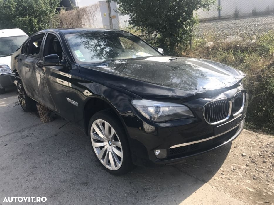 Dezmembrez bmw 740 x drive 2012 - 3