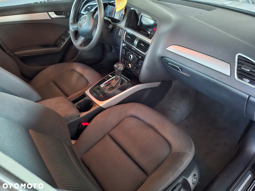 Audi A4 Avant 2.0 TDI DPF multitronic Ambiente - 11
