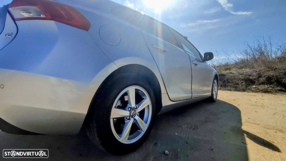 Volvo V40 D2 Kinetic - 7