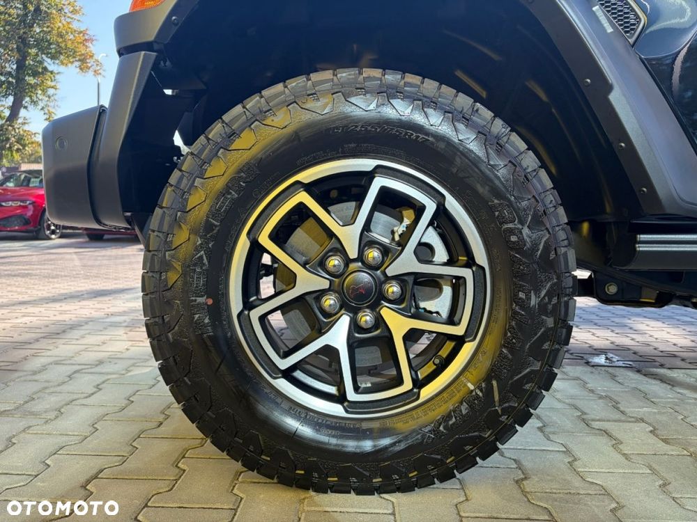 Jeep Wrangler - 14