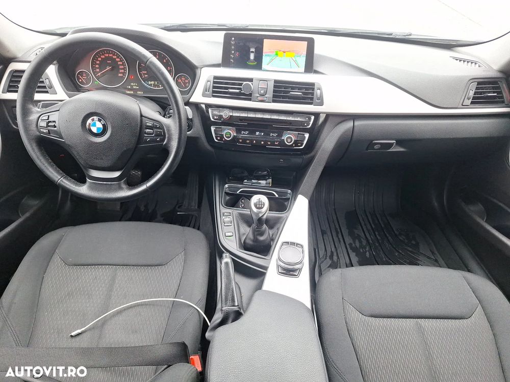 BMW Seria 3 316d Touring Modern Line - 9