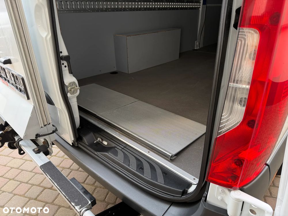 Mercedes-Benz Sprinter L3H2 Winda - 16