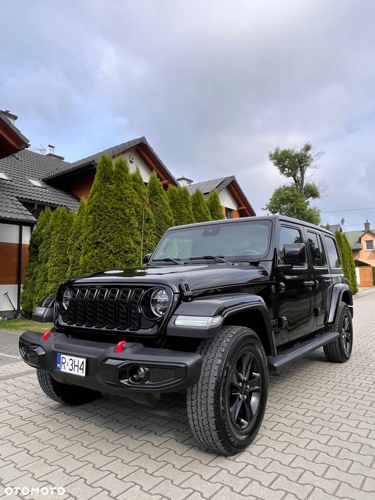 Jeep Wrangler - 4