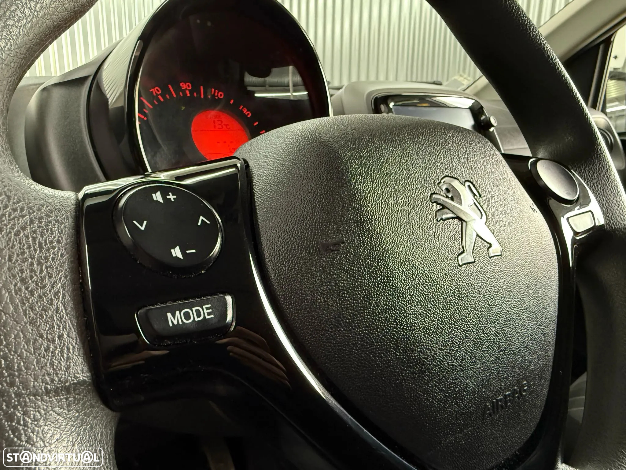 Peugeot 108 1.0 VTi Active - 19