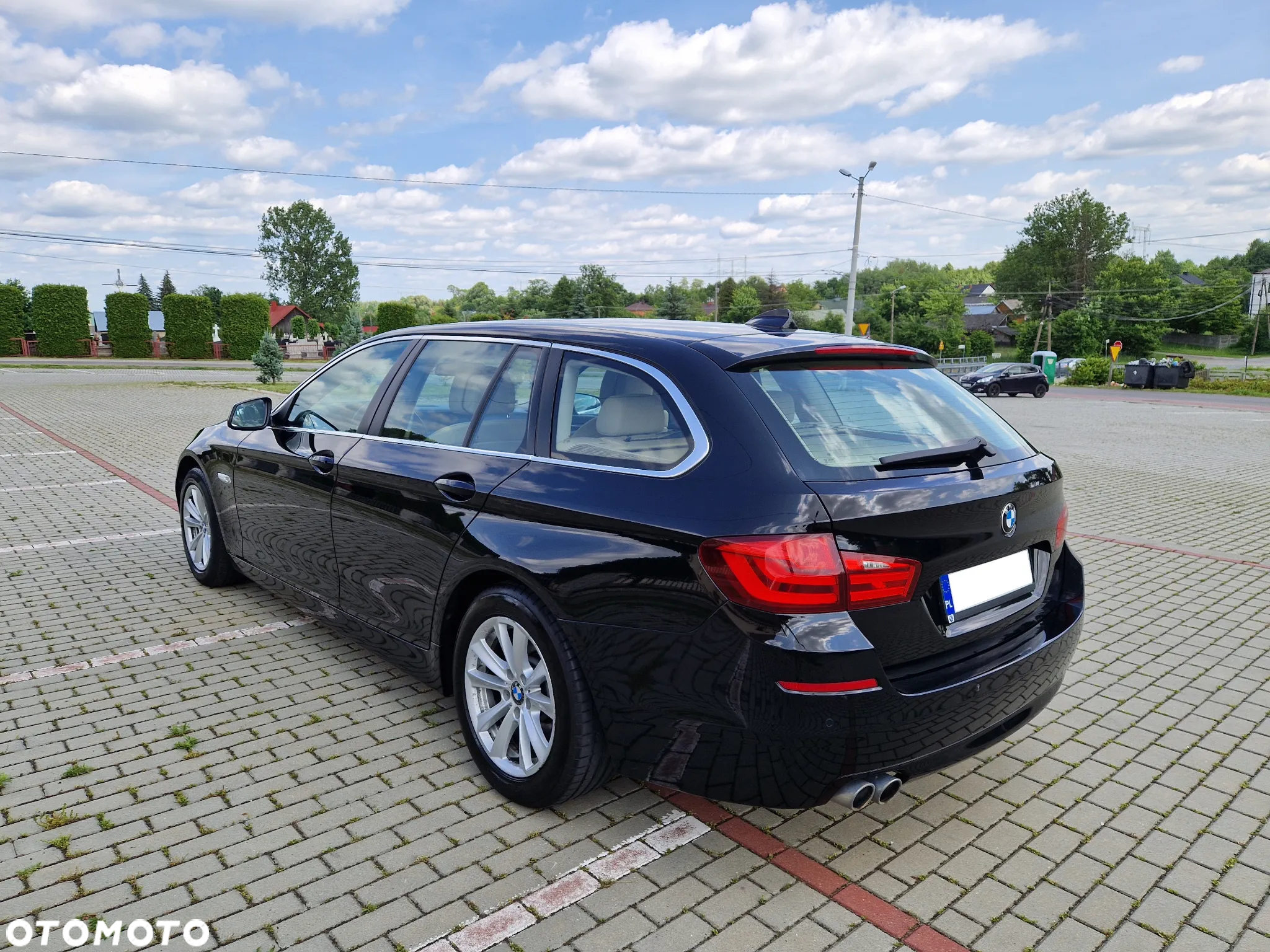 BMW Seria 5 520d - 25