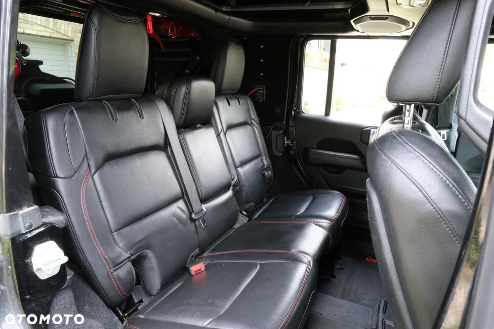 Jeep Wrangler 3.6 Unlim Rubicon - 18