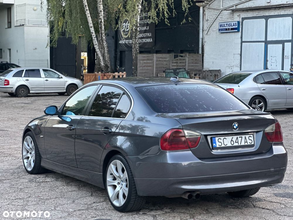 BMW Seria 3 325i - 6