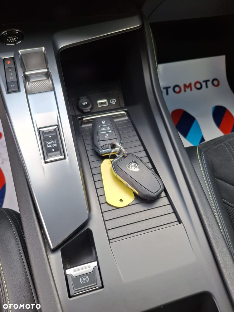 Peugeot 308 PureTech 130 EAT8 GT - 20