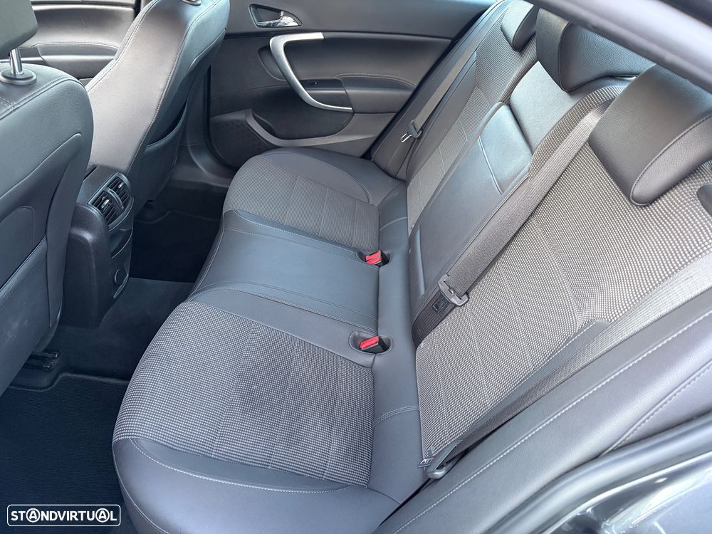 Opel Insignia 2.0 CDTI Cosmo ecoFLEX - 16