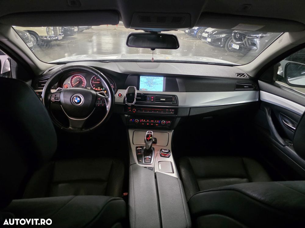 BMW Seria 5 520d Aut. - 9