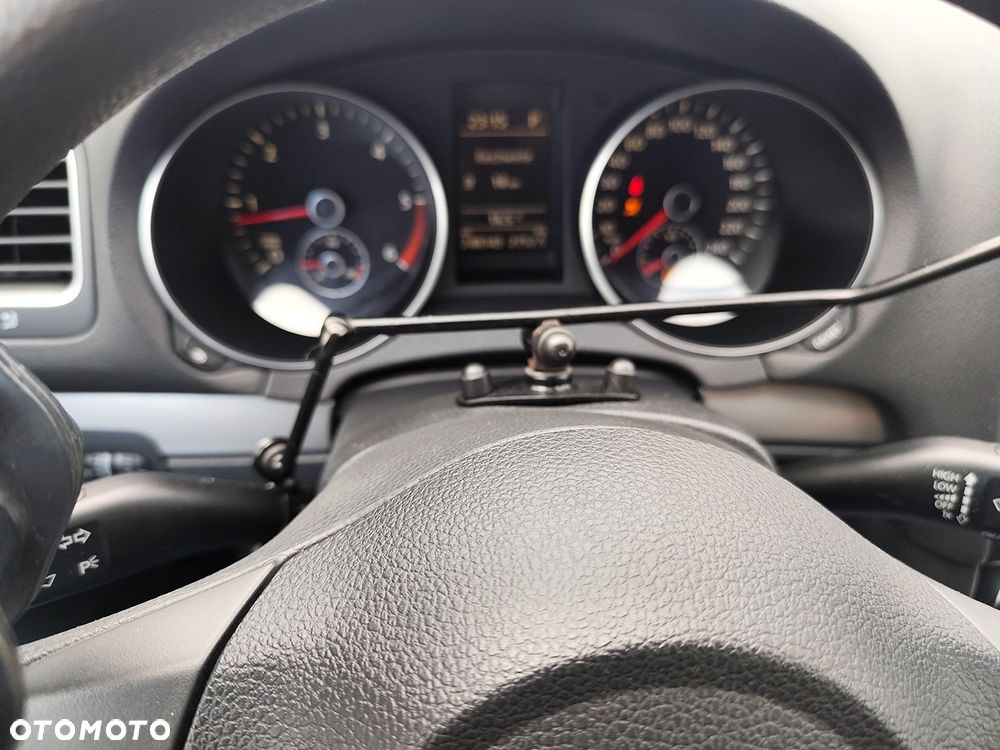 Volkswagen Golf - 18