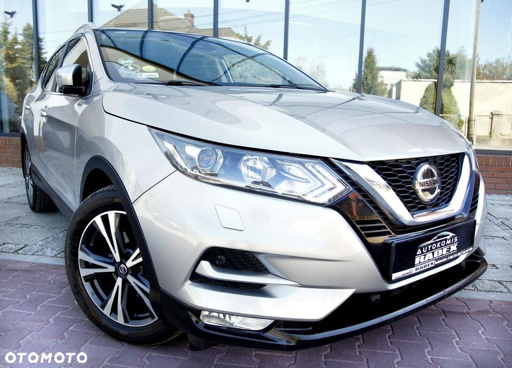 Nissan Qashqai - 2