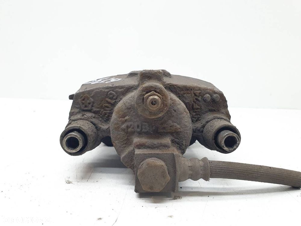 ZACISK HAMULEC PRZÓD PRAWY CARAVAN VOYAGER IV 3.3 V6 - 4